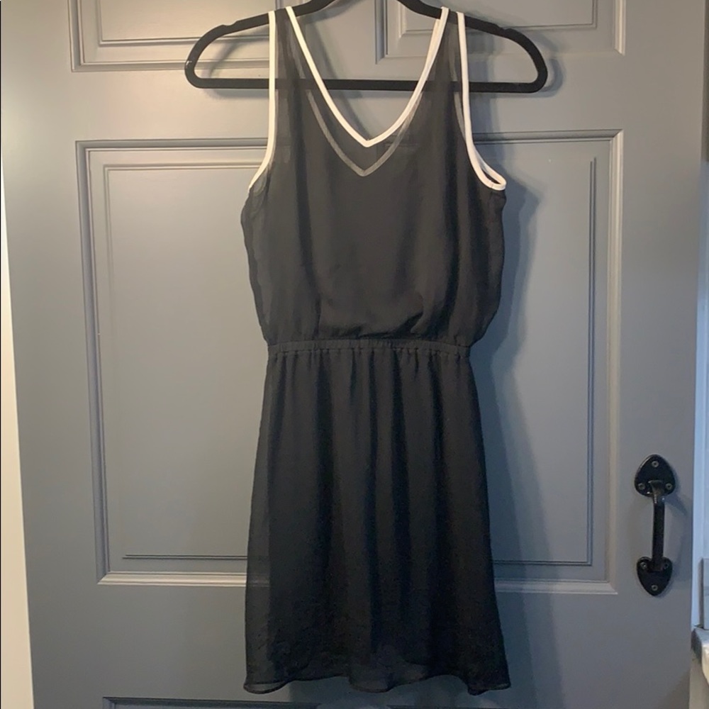 Express flowy black dress